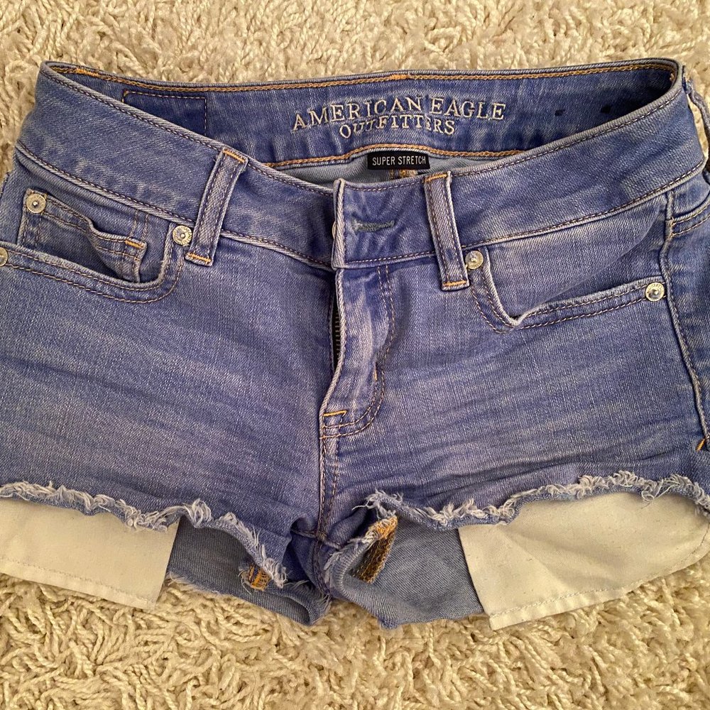 American Eagle ripped jean shorts (rare)
